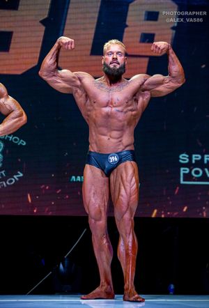 CLASSIC PHYSIQUE НОВИЧКИ